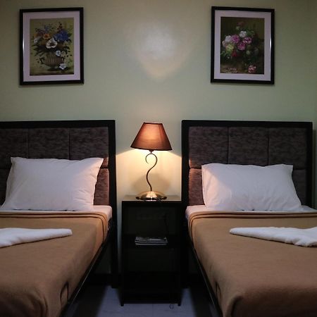 Doniti Suites And Events Place Mandaluyong ภายนอก รูปภาพ