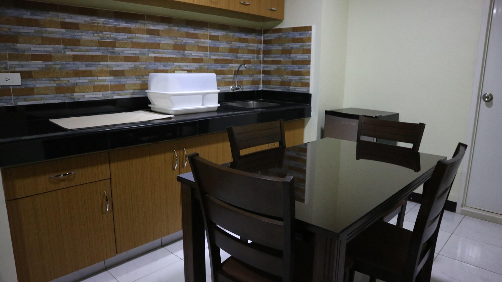 Doniti Suites And Events Place Mandaluyong ภายนอก รูปภาพ