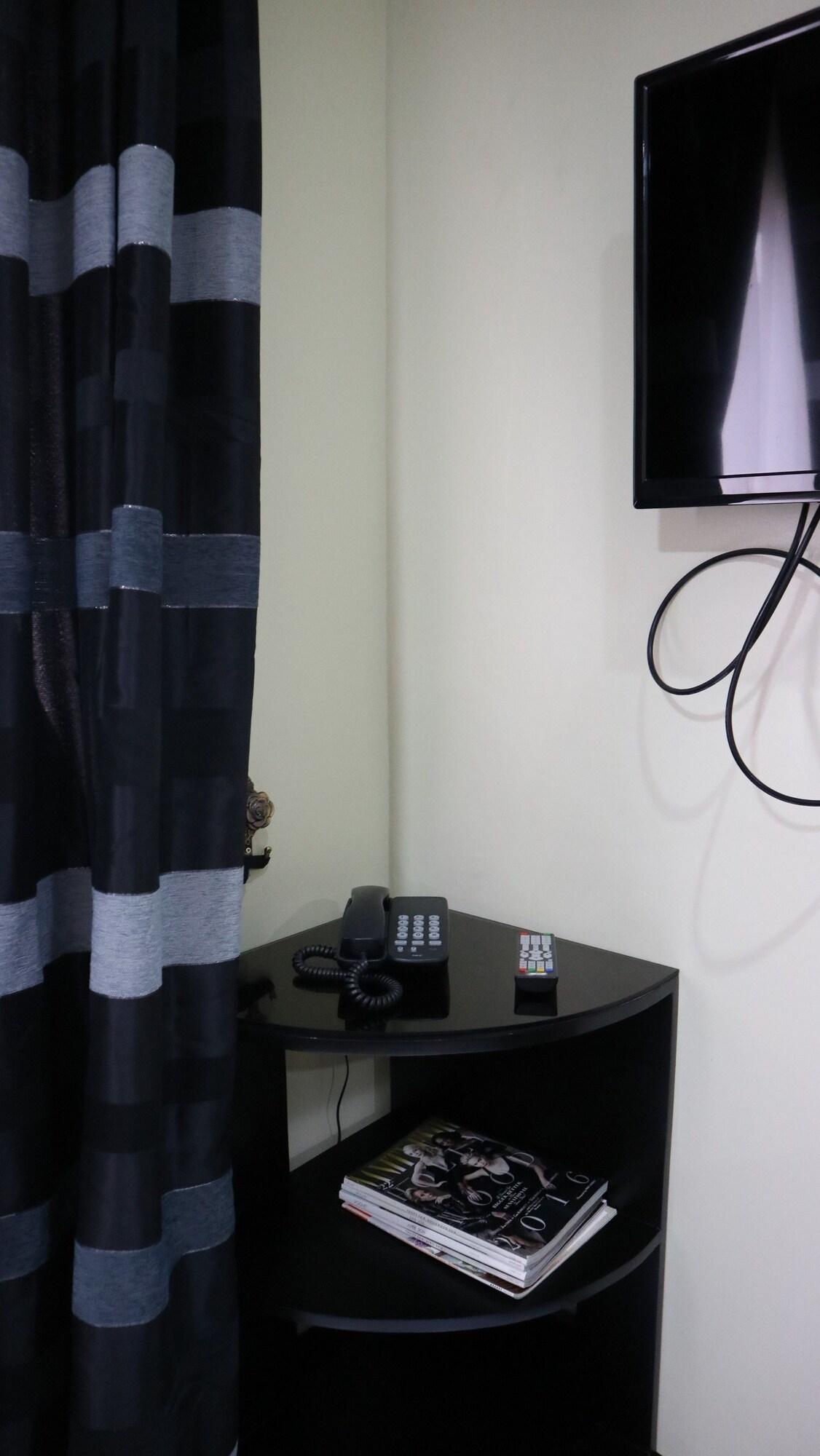 Doniti Suites And Events Place Mandaluyong ภายนอก รูปภาพ