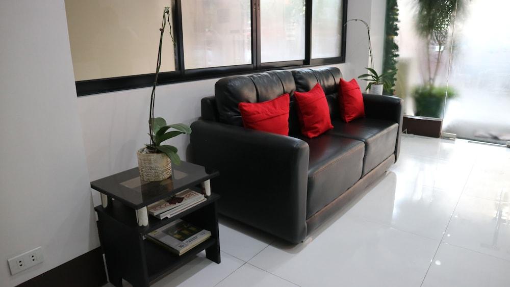 Doniti Suites And Events Place Mandaluyong ภายนอก รูปภาพ