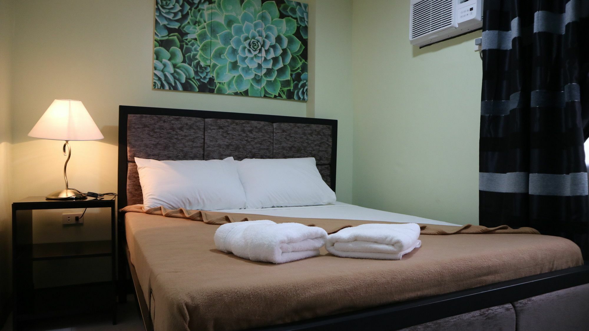Doniti Suites And Events Place Mandaluyong ภายนอก รูปภาพ