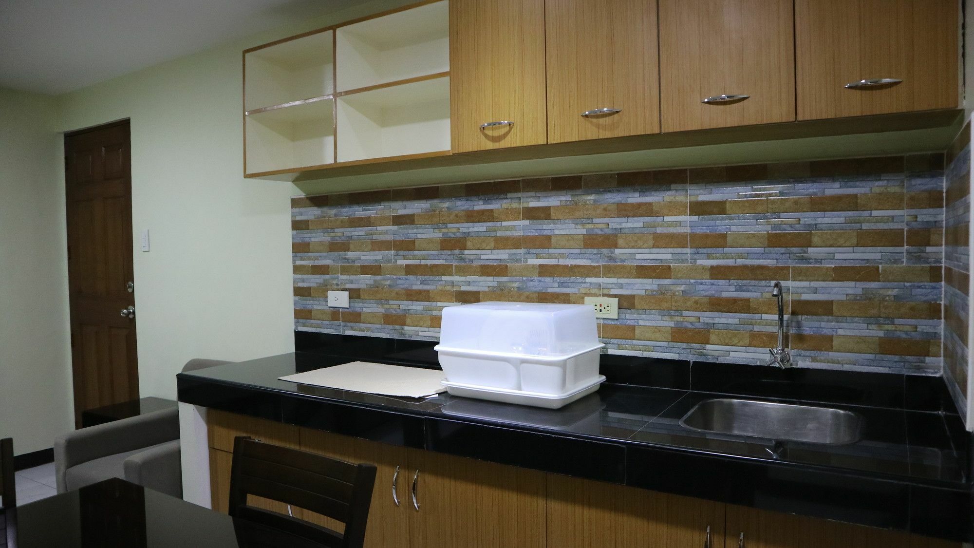 Doniti Suites And Events Place Mandaluyong ภายนอก รูปภาพ